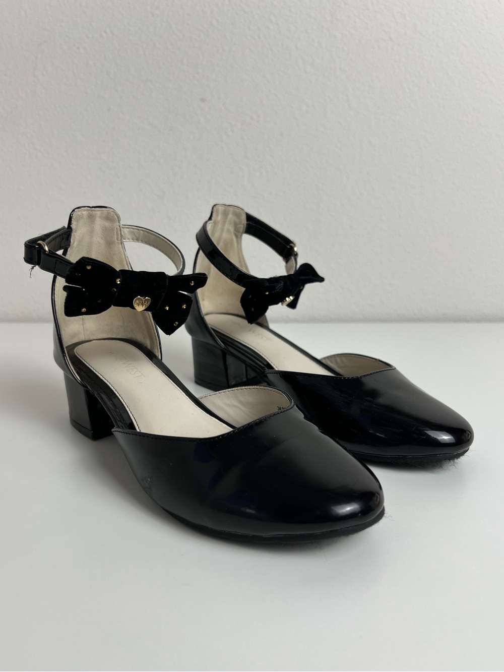 Nine West Arctida Black Patent Mary‎ Jane Bow Block Heel Pumps Sz 3 Balletcore
